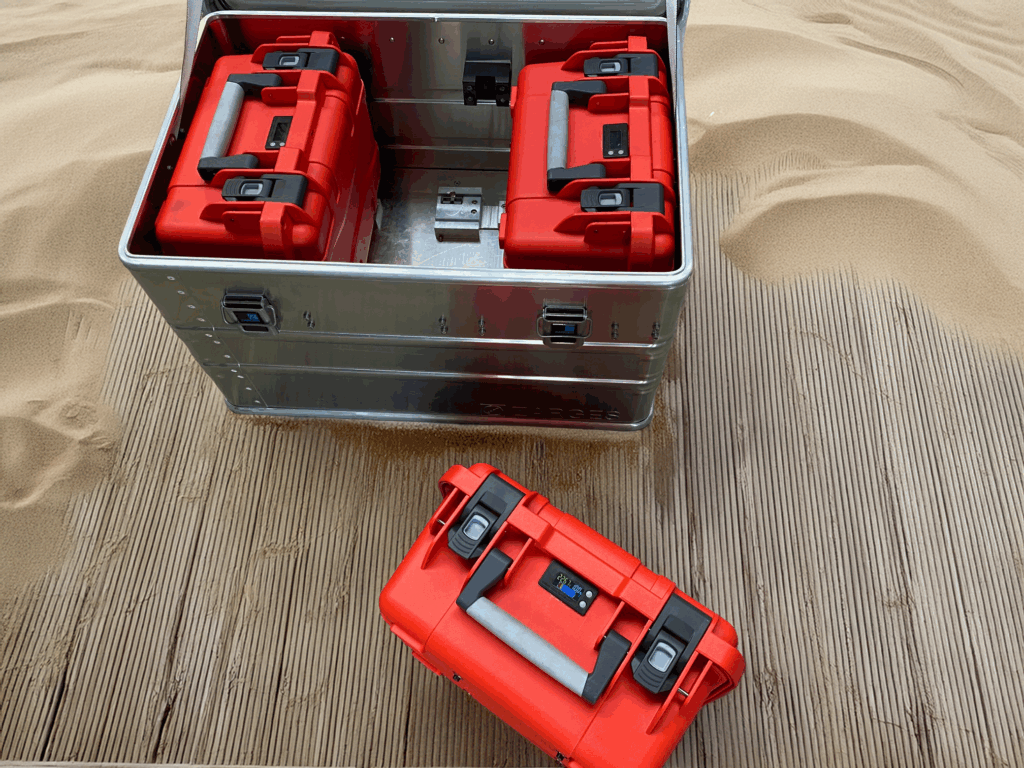 Asobo Swappable battery system